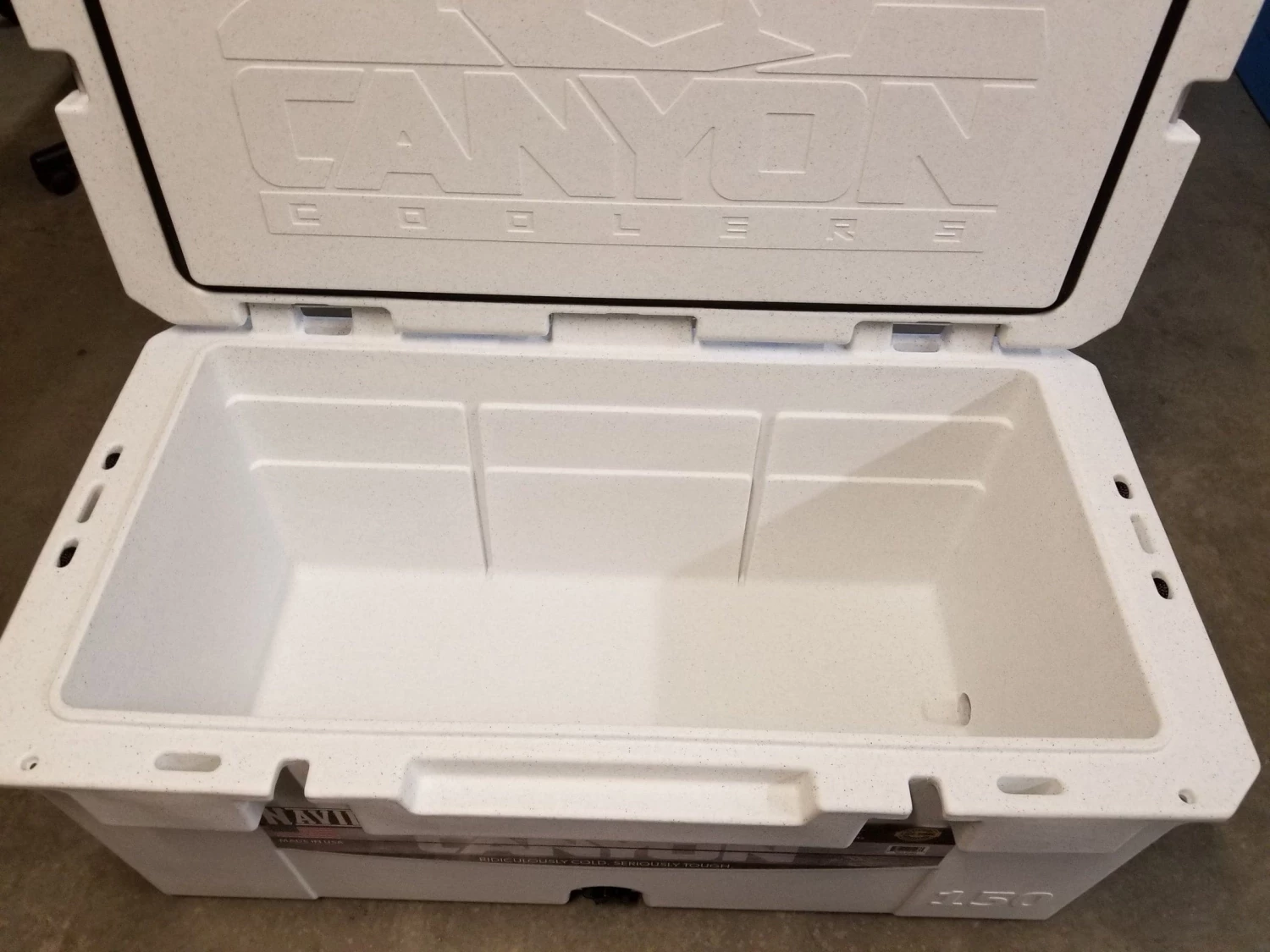 Canyon Navigator Pro 150 Cooler 3 Canyon Navigator Pro 150 Cooler - Image 3